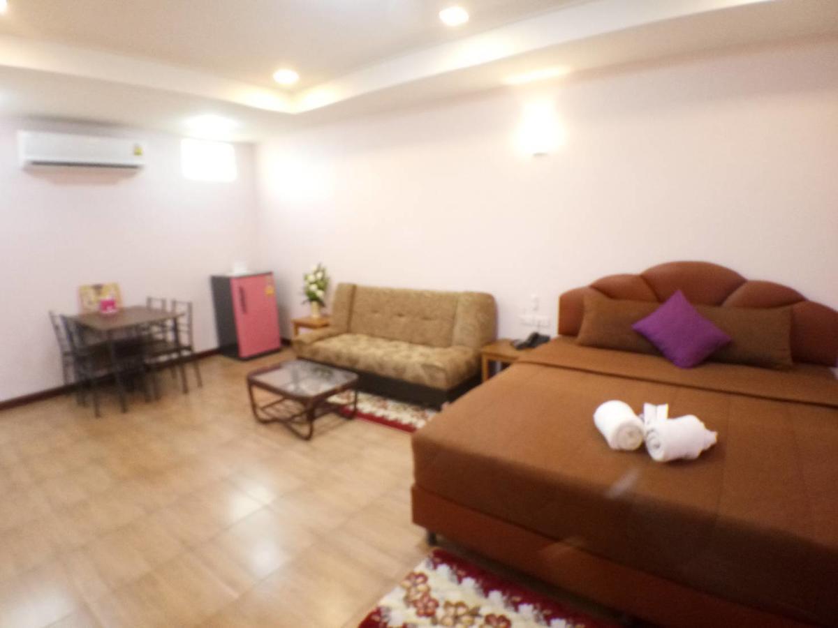 Hi Tech Resort Kabin Buri 외부 사진