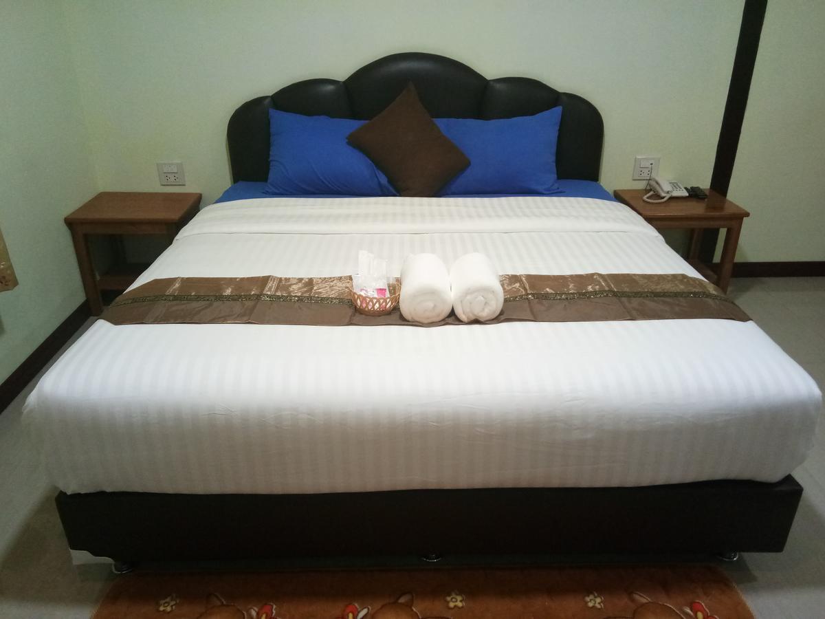Hi Tech Resort Kabin Buri 외부 사진