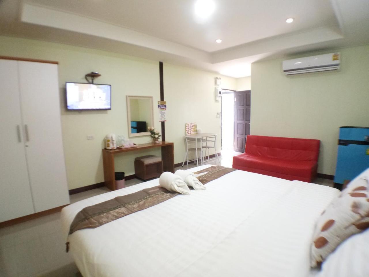 Hi Tech Resort Kabin Buri 객실 사진