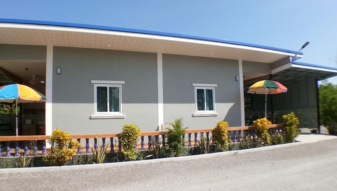 Hi Tech Resort Kabin Buri 외부 사진