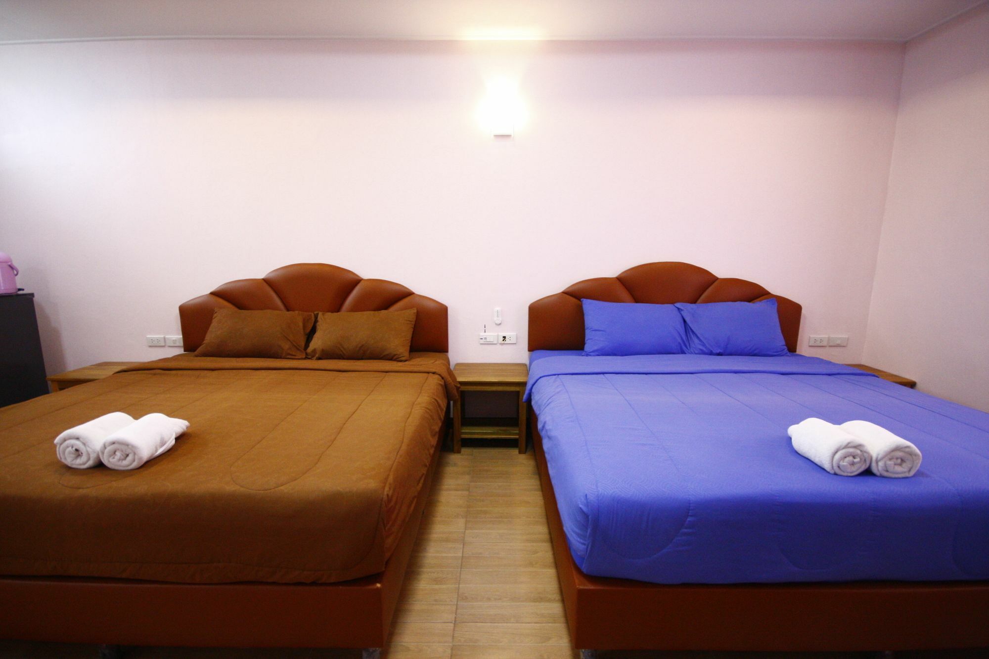 Hi Tech Resort Kabin Buri 외부 사진